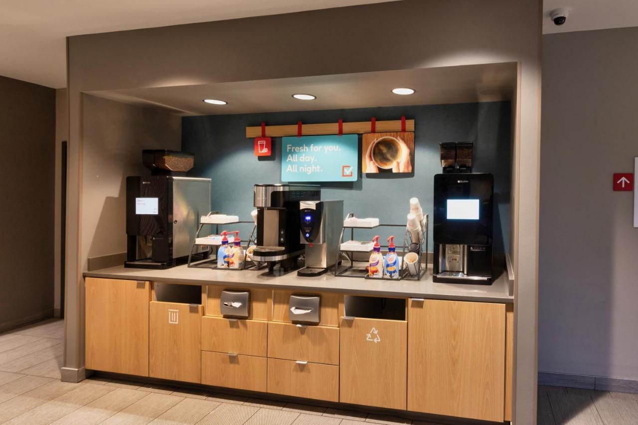 Avid Hotels - Denver Airport Area By Ihg Esterno foto